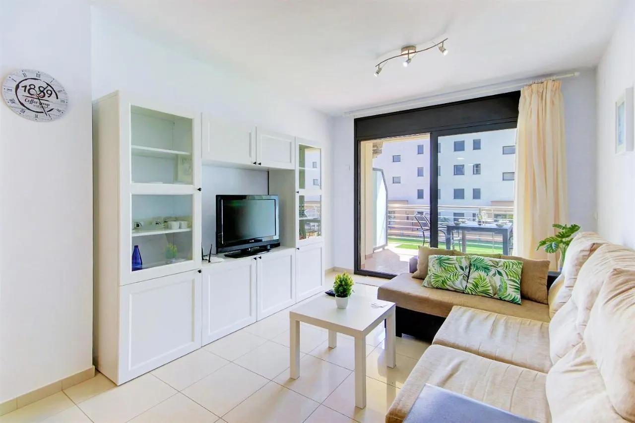 Mileni 2 2 1 1 Roses - Barneda Premium Apartman