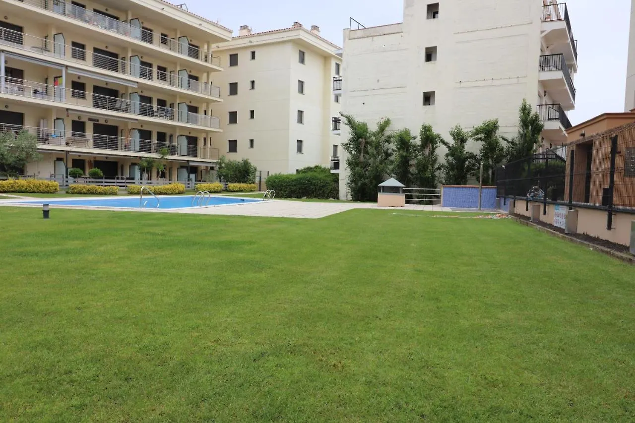 Mileni 2 2 1 1 Roses - Barneda Premium Apartman